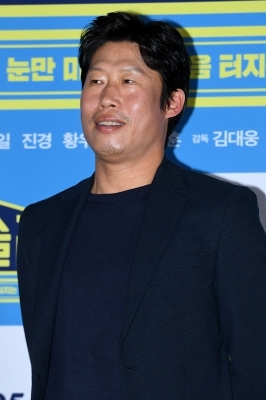  유해진, '살짝 미소지으며'