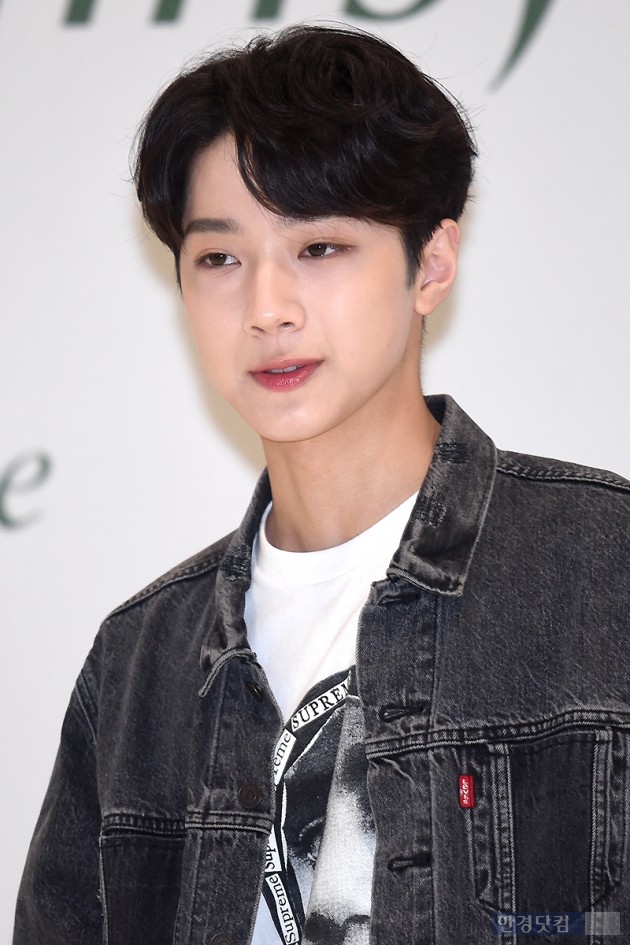 [포토] 워너원 라이관린, '부드러운 눈빛 카리스마~'