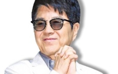 歌王 조용필 "몸이 허락하는 날까지 노래 계속 할 것"