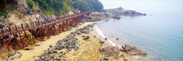 인천 옹진군 대이작도 작은 풀안 해변. 
