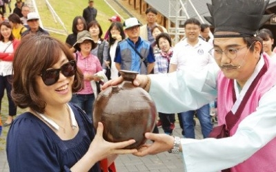 [여행의 향기] 흙으로 만든 옹기의 멋… 울산옹기축제