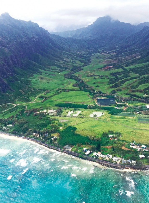 하와이 오아후 섬 북동쪽 해변에 있는 쿠알로아 목장과 카아와 밸리 