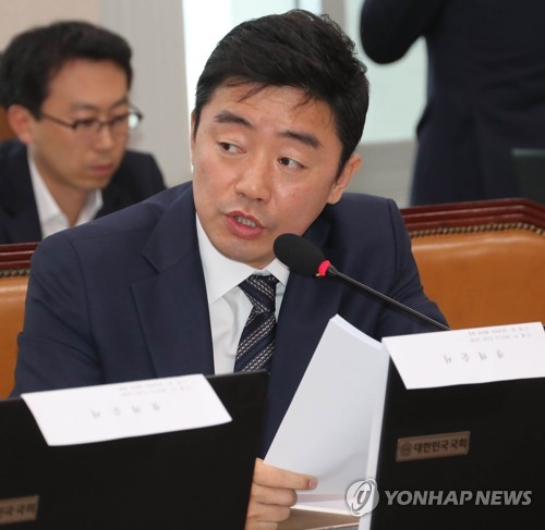 여야, 국회파행 공방…"습관성 보이콧" vs "여당 돼 입장 바꿔"