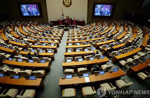 의원 해외출장, 공공연했던 부적절 관행… "김기식 사례 이례적"