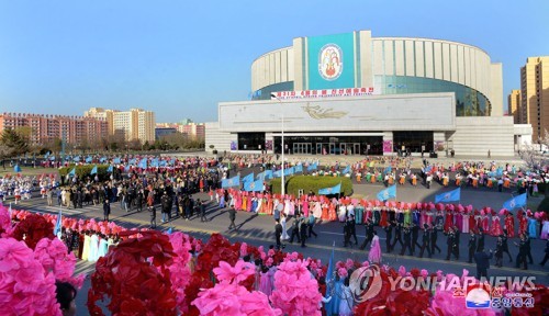 '쑹타오 단장' 中예술단, 국무용 전용기로 평양행… 50여명 규모