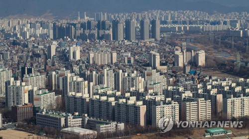 강남 4구 아파트 거래 '반토막'… 양도세 중과 '직격탄'