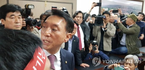 '지방선거, 그들만의 리그?'…갈등·잡음으로 얼룩진 경선