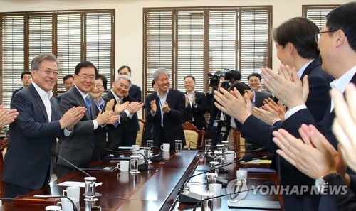 文대통령 "새로운 평화시대 확신… 되돌릴 수없는 역사 만들어야"