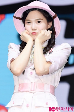 [TEN PHOTO] 오마이걸반하나 효정 &#39;요정의 환생&#39;