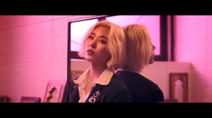 마마무 휘인, 솔로 데뷔곡 &#39;이지&#39; M/V 티저 영상 공개