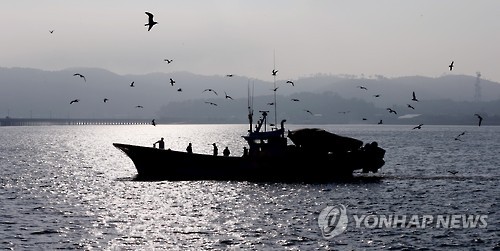 봄 꽃게 어획량 급감 전망…한숨 쉬는 연평도 어민들