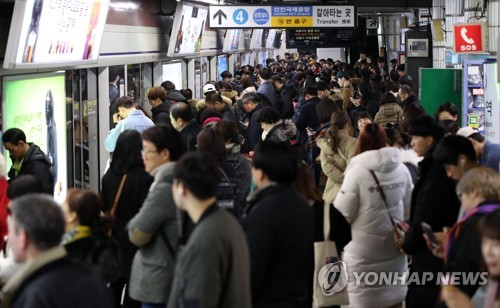 지난해 서울 지하철 사고 58% 감소… "안전업무 직영화 영향"