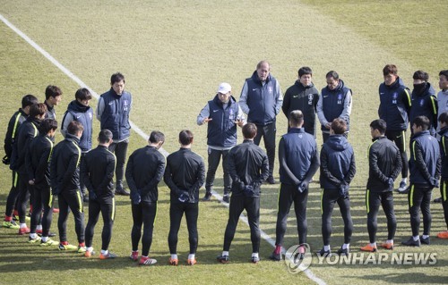 신태용호, 월드컵 공인구 '텔스타 18' 5월 소집부터 사용