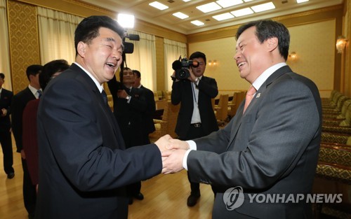 도종환 장관-김일국 北체육상 "아시안게임 공동입장 추진"