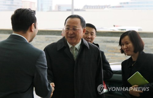 북한매체, 리용호 아제르바이잔 도착 보도