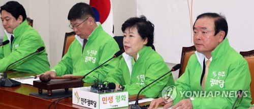 조배숙 "쓰레기 대란에 무능…환경장관 아닌 환경방관"