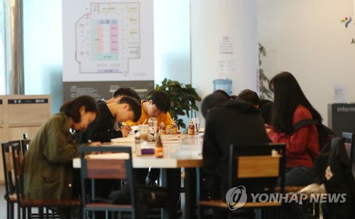 남북회담 젊은층서도 화두… 북한 바라보는 시선에 변화 감지