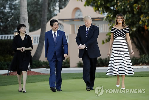 트럼프 "美, 日자동차 대량 수입 중… 무역 협의 안할 수 없어"