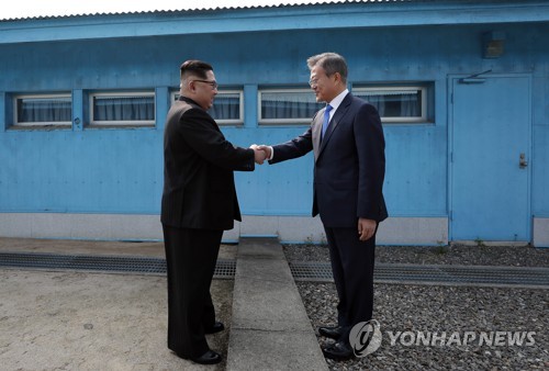 숨가빴던 11시간 59분… 급격히 가까워진 두 정상