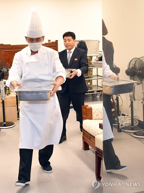 '평양냉면'에 쏠린 세계의 눈… "평화의 상징 됐다"