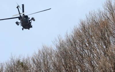 F-15K 전투기 추락 수색작업…한국당 "조종사 2명 순직…영웅 예우해야"