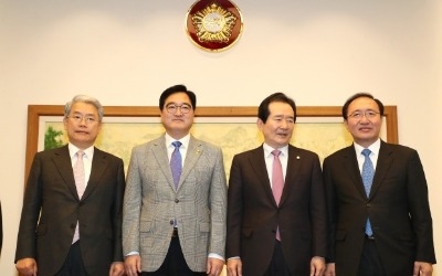 여야 개헌안·방송법 등 이견 못 좁혀…한국당, 원내대표 회동 '불참'