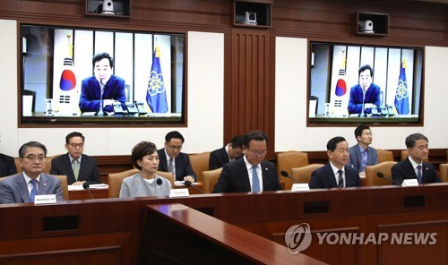 이 총리 "정부 공공데이터 공유, 민간에서 체감 못 해"