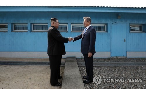 남북 종전 합의에…"군대 안가도 되나요?"