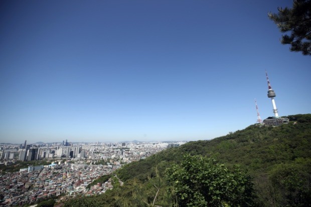 성년의 날 맑고 초여름 날씨…미세먼지 '좋음'