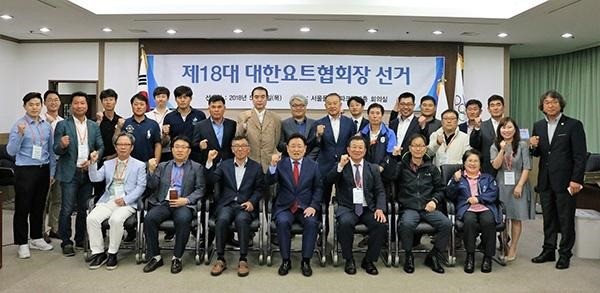 대한요트협회가 지난17일 실시한 제18대 협회장 선거에서 유준상 한국정보기술연구원장이 신임 회장으로 선출됐다.