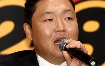 싸이, 8년 만에 YG 떠난다…"'강남스타일' 감격 함께했는데"