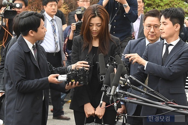 조현민 대한항공 전 전무는 1일 서울 강서구 강서경찰서에 출석했다. 변성현 한경닷컴 기자 byun84@hankyung.com