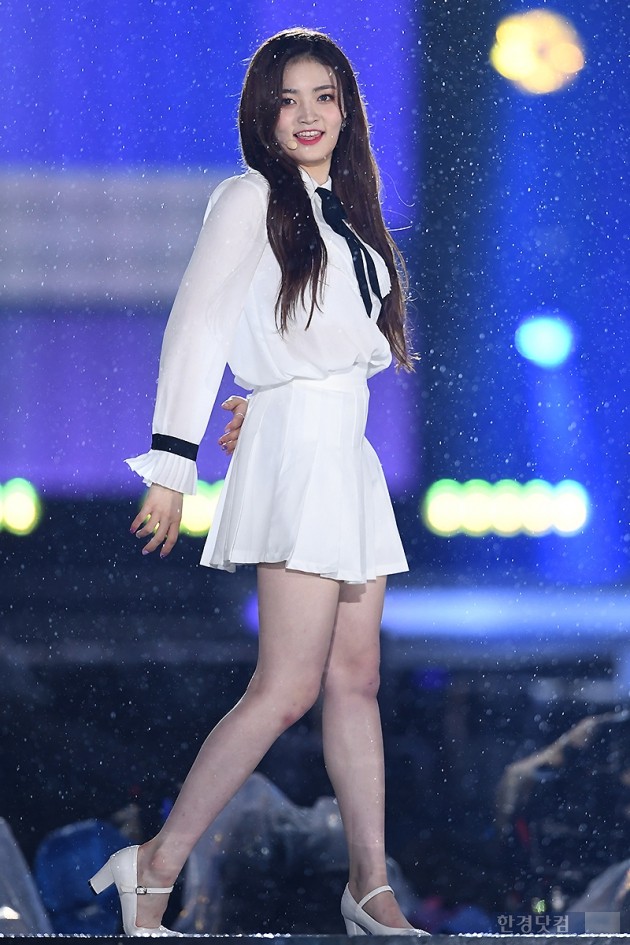 [포토] 다이아 솜이, '날이 갈수록 예뻐지네~' (2018 드림콘서트)