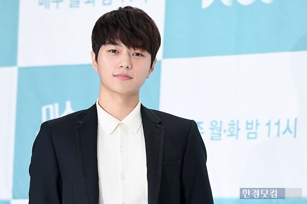 [포토] 김명수, '부드러운 모습에 눈길~'