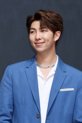  방탄소년단 RM, '훈훈한 리더'