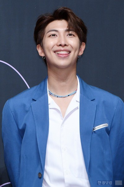 [포토] 방탄소년단 RM, '너무 행복해~'
