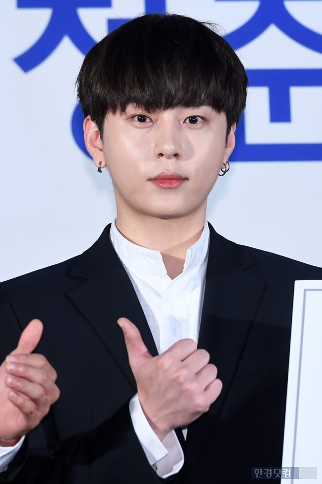 [포토] 하이라이트 용준형, '줌인이 필요한 비주얼'