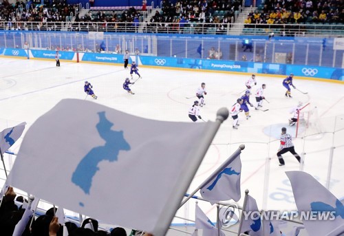 남북교류 공약 봇물… "위장 평화 쇼"라는 한국당 후보도 가세