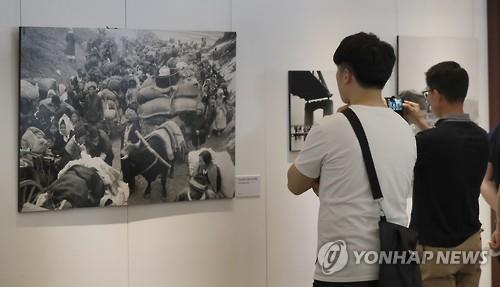 '자유민주주의·한반도 유일 합법정부' 두고 보수·진보 이견