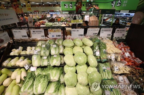 평양냉면 인기에 뭇값 고공행진…정부, 밥상물가 잡기 '안간힘'