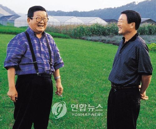 "어게인 1970·1995"… '장자 승계' 명맥 잇는 LG家
