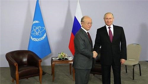 푸틴 "한반도 완전한 비핵화 중요"… IAEA 총장 면담서 밝혀