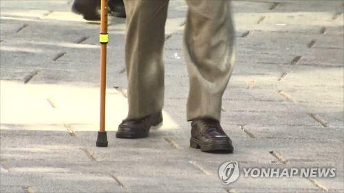 금융시장 큰손은 고령자 …개인 파생증권 투자액 30% 차지