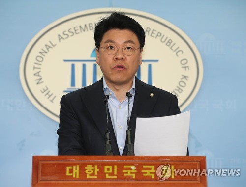 한국·바른미래 "특검서 김경수·청와대 성역없이 수사해야"