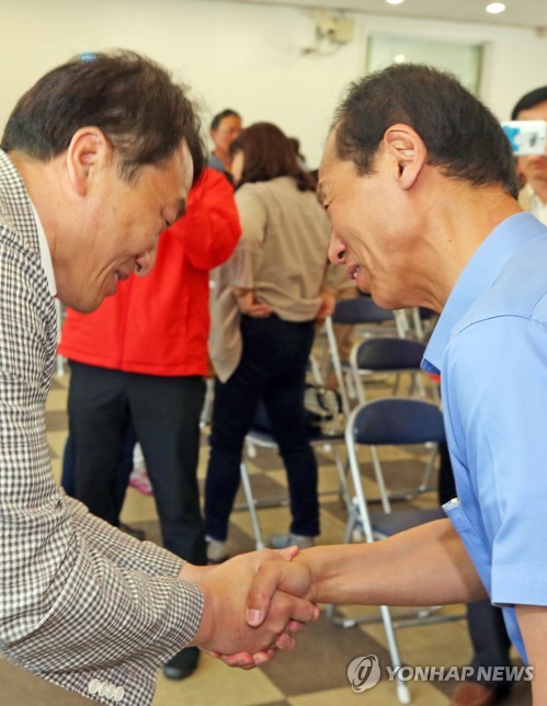 강원지사 후보 최문순·정창수, 농업·농촌 정책 대결