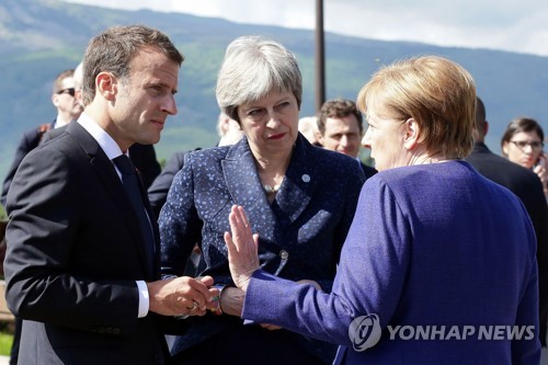 EU "美 관세 면제하면 시장개방 협상"… 이란제재 대책은 '고심'