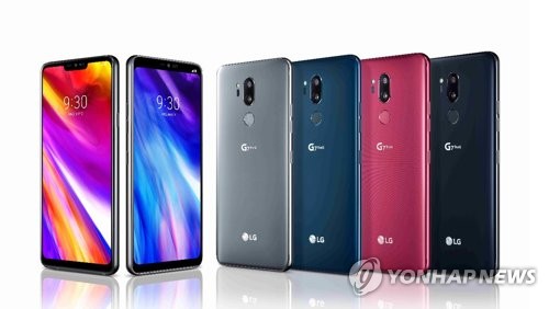 LG 스마트폰 최신작 뉴욕서 데뷔…턴어라운드 '구원투수'