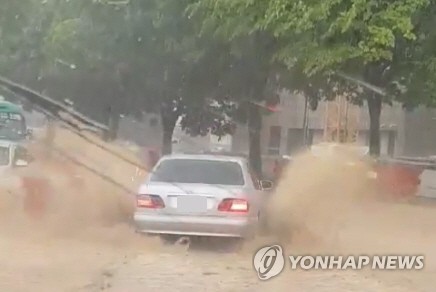 '행안부 비상단계' 발령…"집중호우 피해방지 총력"