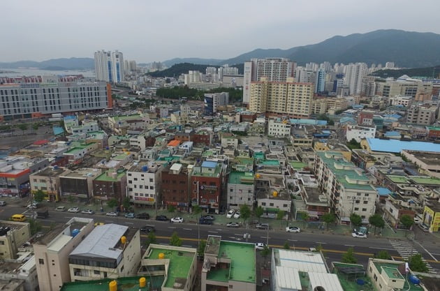 낡은 다세대·다가구주택이 밀집한 경남 창원 마산회원구 양덕4구역. 참다운공인 제공