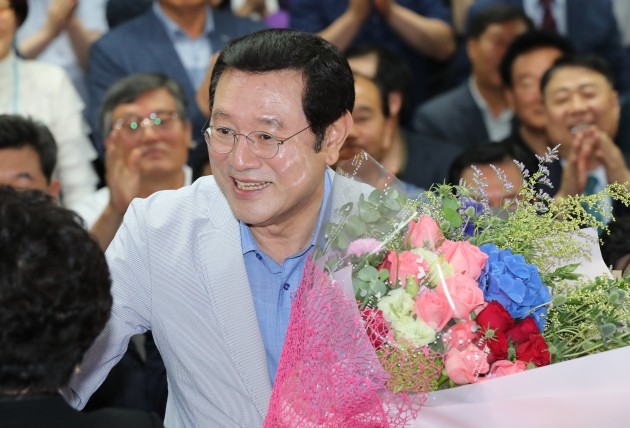 박원순 서울시장부터 김경수 경남지사까지…시도지사 당선소감 '말말말'